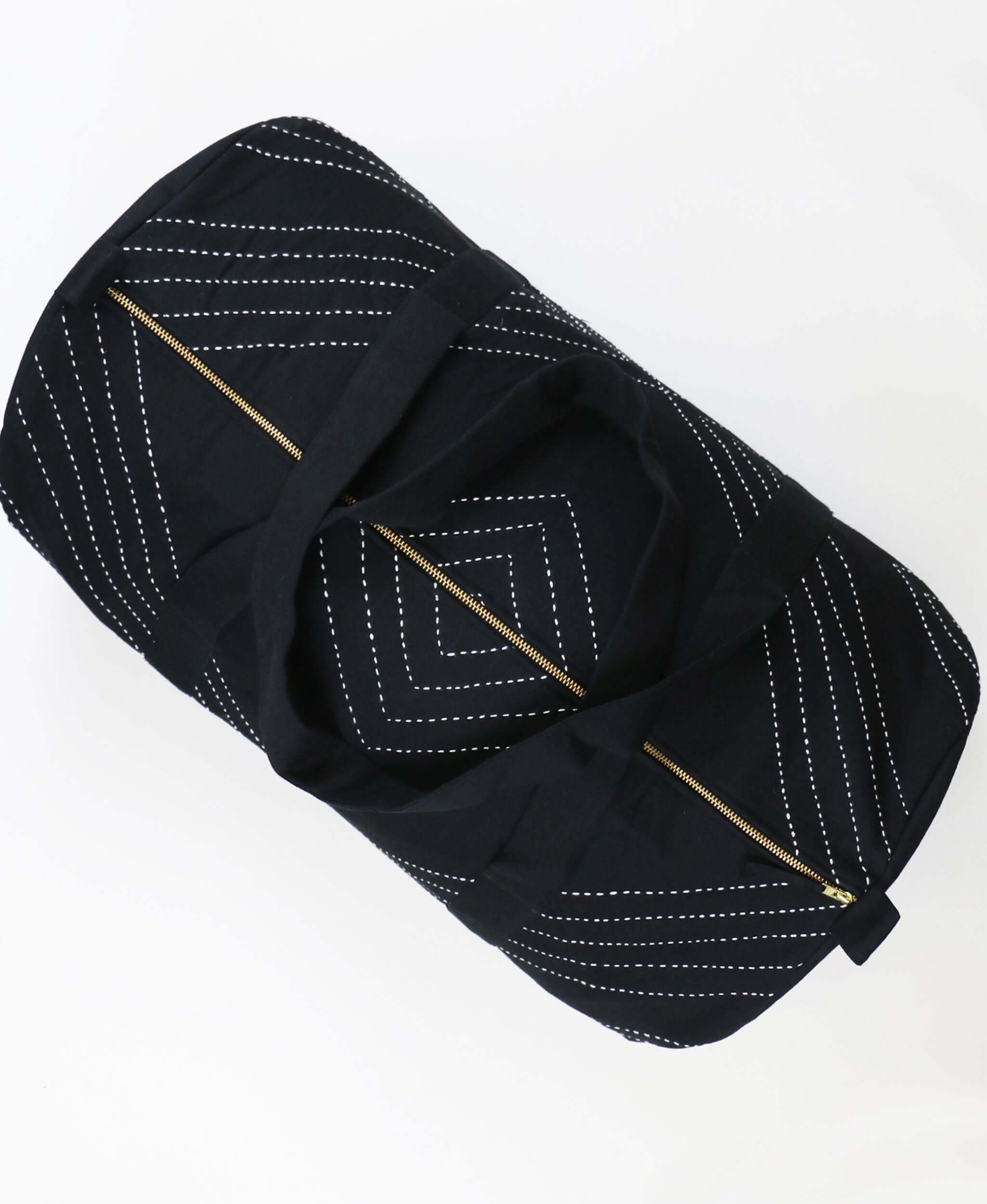 Arrow Canvas Duffle Bag - Image 4